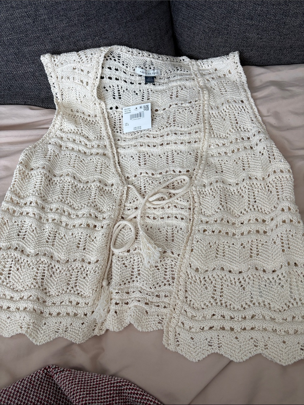 American Eagle Outfitters Cream Crochet Tie-Front Vest Top